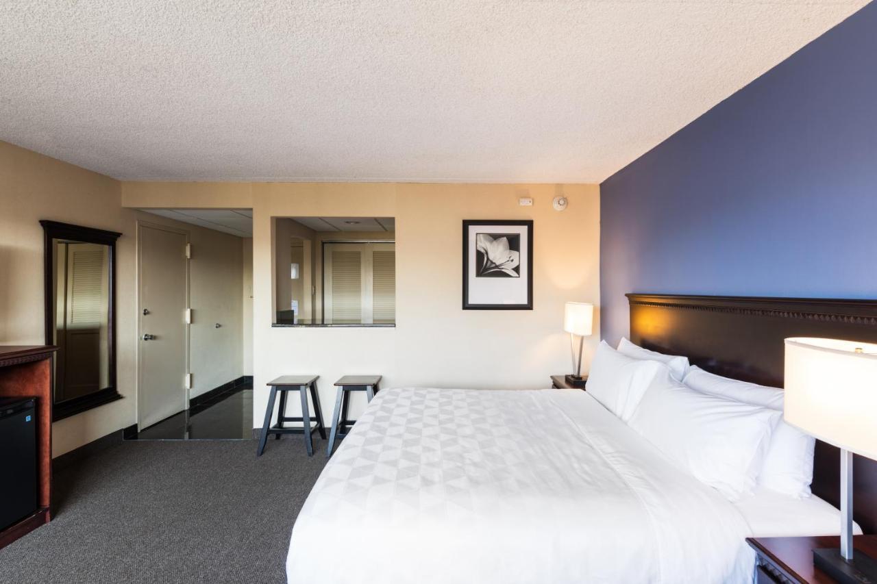 Holiday Inn South Plainfield-Piscataway By Ihg Eksteriør bilde