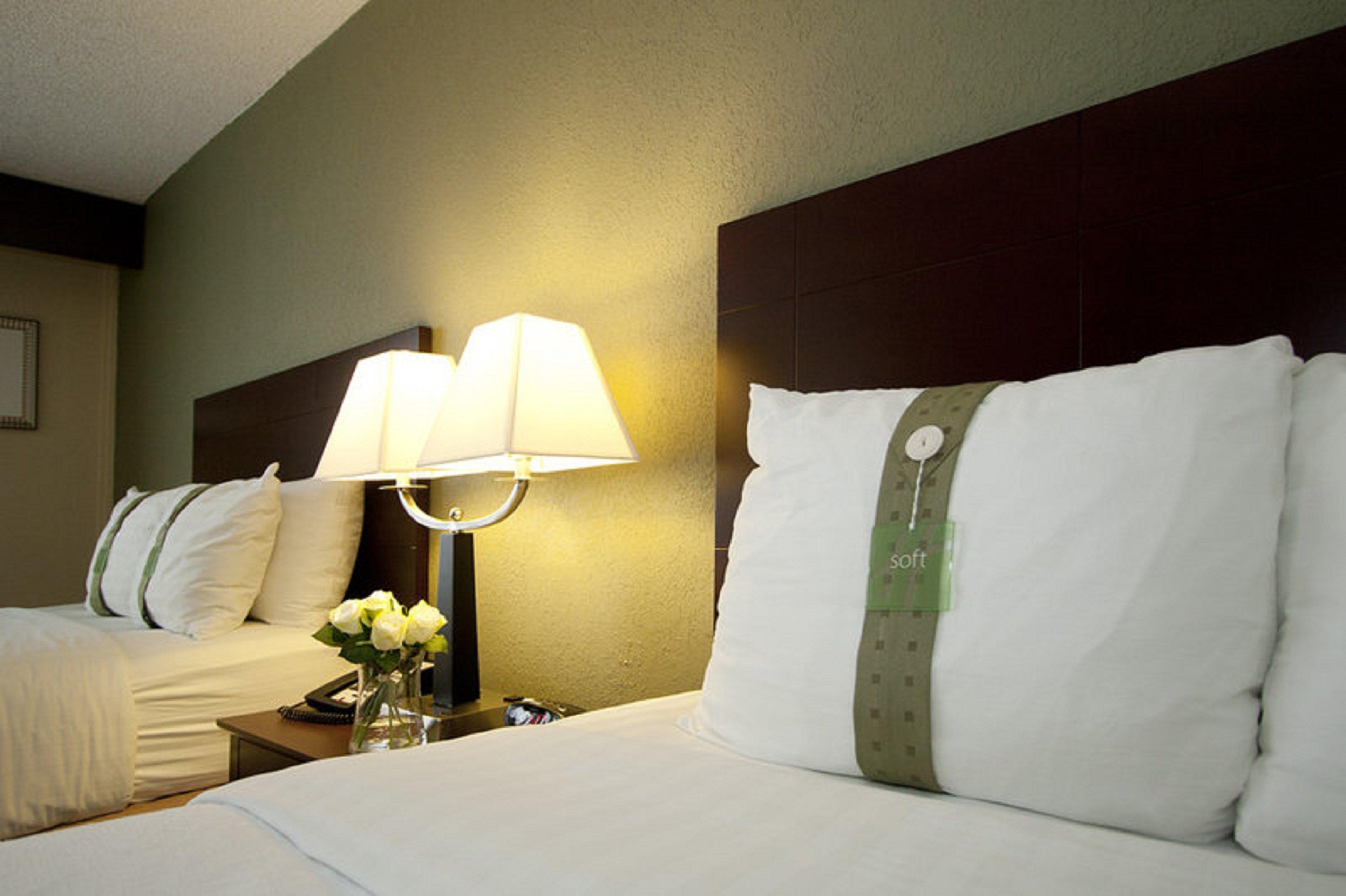 Holiday Inn South Plainfield-Piscataway By Ihg Eksteriør bilde