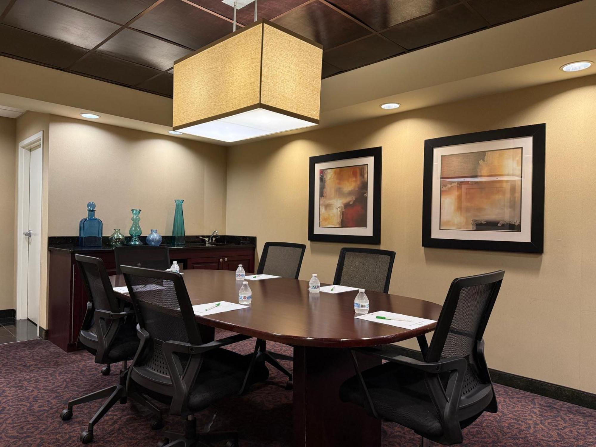 Holiday Inn South Plainfield-Piscataway By Ihg Eksteriør bilde
