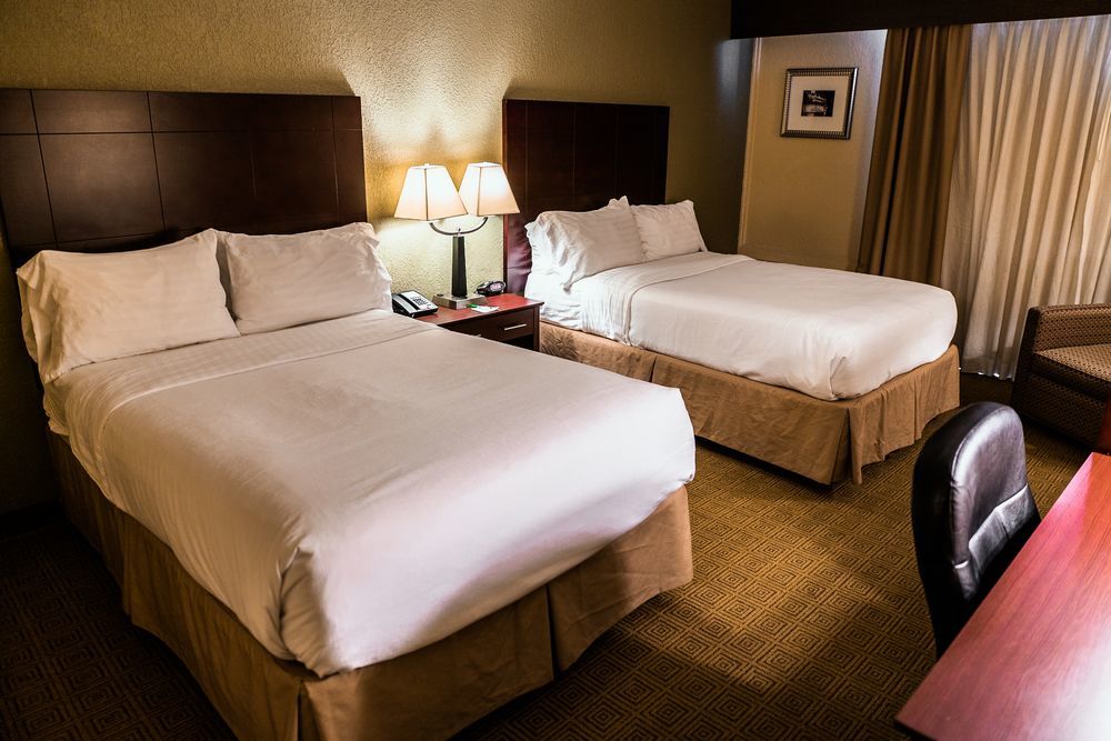 Holiday Inn South Plainfield-Piscataway By Ihg Eksteriør bilde