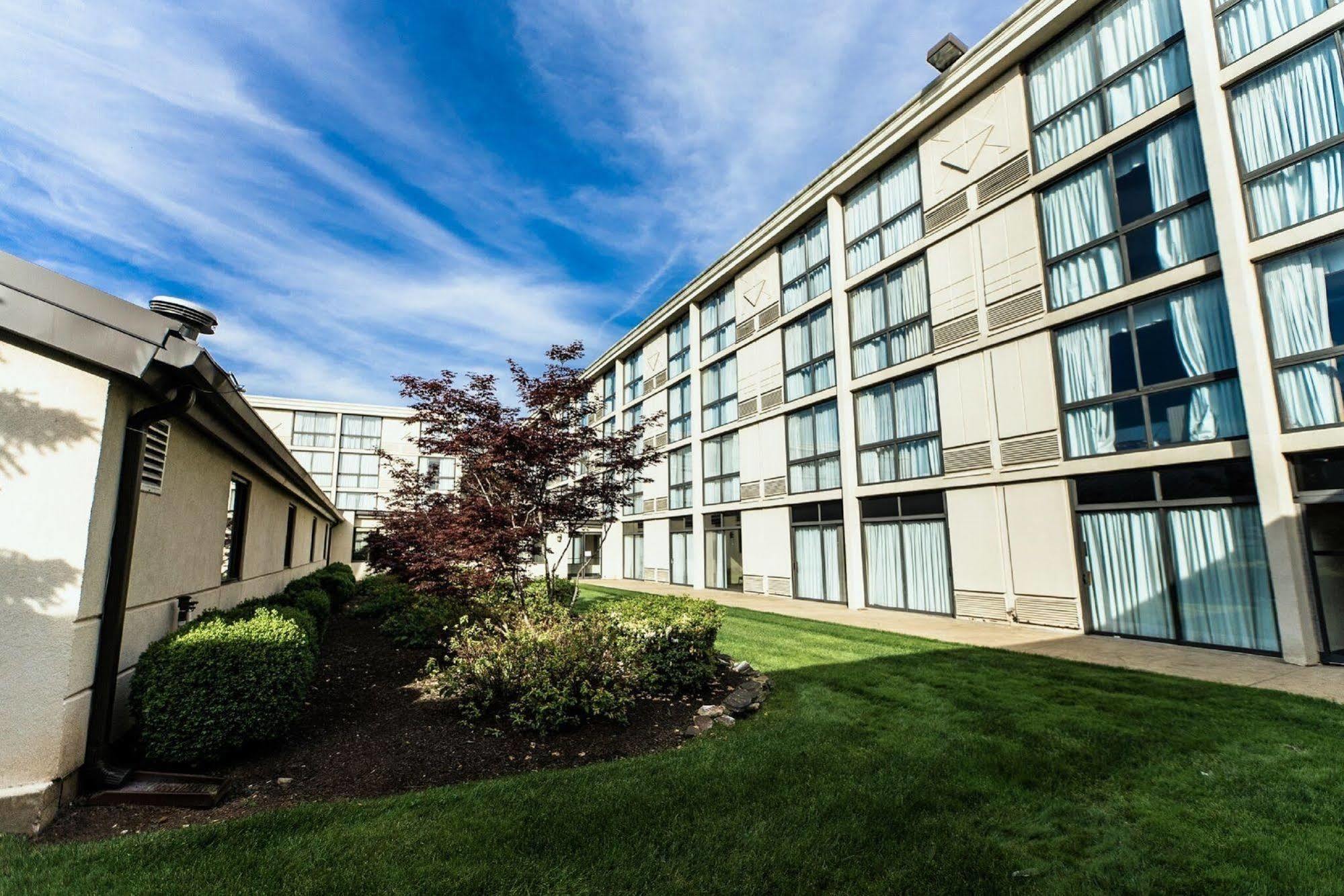 Holiday Inn South Plainfield-Piscataway By Ihg Eksteriør bilde